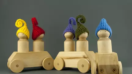 Despre jucariile Waldorf – interviu cu Pojga