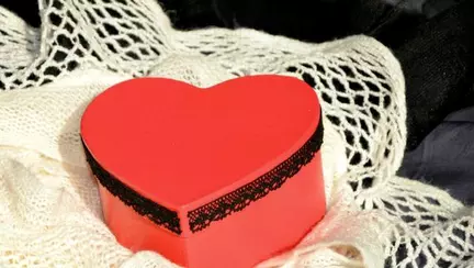 Cadourile pentru cei dragi le cumparam de la Adriana Creations!