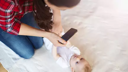 Poza care a ajutat o mama sa isi salveze copilul