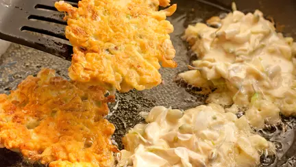 Gogosi din flori de salcam