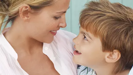 6 lucruri pe care sa i le transmiti fiului tau