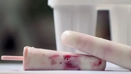 Cum să faci înghețată pe băț sănătoasă, fără forme speciale