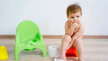 6 metode eficiente prin care să-ți înveți copilul să facă la oliță