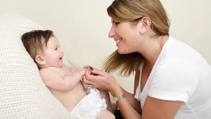 Cum sa te distrezi cu bebelusul