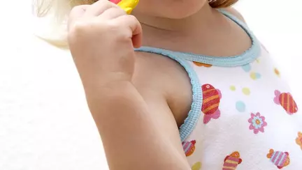 Tartrul și cariile dentare la copii