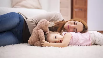 Cele mai bizare 9 greșeli pe care le fac mamele obosite