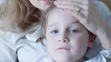 O mamă care a fost la un pas să-și piardă copilul vrea ca toți părinții să știe ce este înecul secundar