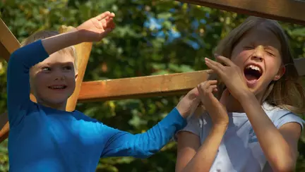 Vanataile nu au ce cauta in dragoste