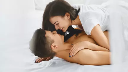 Cele mai bune pozitii sexuale pentru a ramane insarcinata