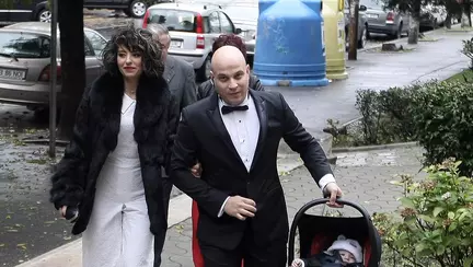 Giulia și-a creștinat băiețelul. Imagini de la botez | FOTO