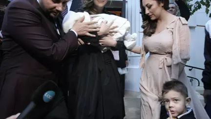 Andra și Cătălin Măruță, emoții mari la botezul micuței Eva Maria Ioana | FOTO