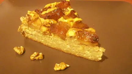 Desert simplu și delicios: Tort de mere cu blat de orez cu lapte