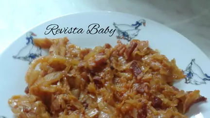 Varza calita cu bacon si un ingredient secret