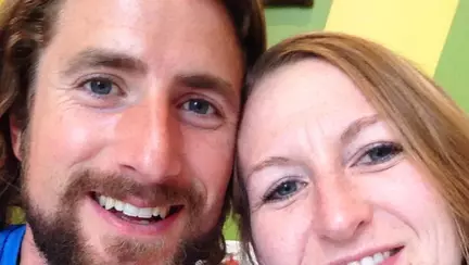 Un copil de 19 luni a murit după ce părinții au refuzat să-l vaccineze și l-au tratat de meningită cu remedii naturiste