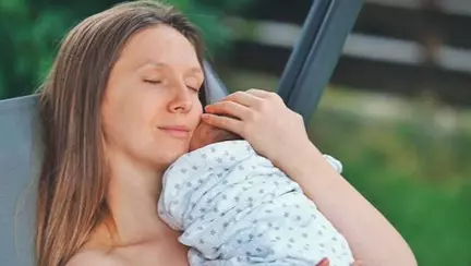 Fanii au certat-o pentru că nu s-a machiat. Ce le-a răspuns Adela Popescu