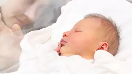 A nascut in timp ce era in coma. Povestea uimitoare a unei nasteri