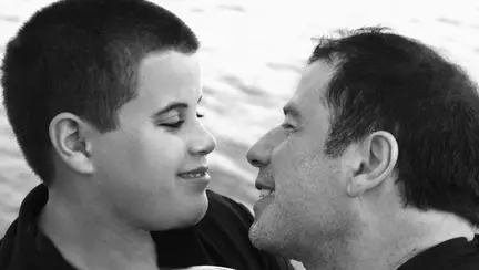 Mesajul sfâșietor al lui John Travolta, după ce i-a murit copilul. Toți părinții ar trebui să-l citească