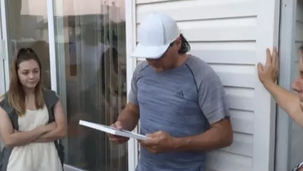 I-a fost ca un tată timp de 17 ani, apoi ea i-a făcut cel mai frumos cadou