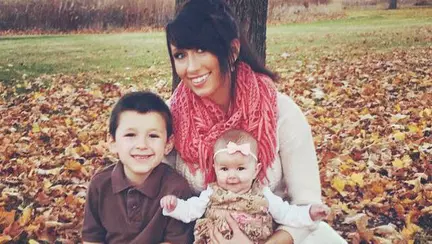 A starnit valuri de furie pe internet dupa ce i-a oferit fiului ei o lectie de viata