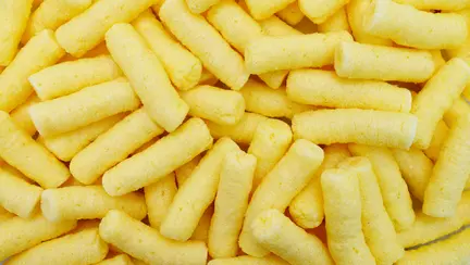 O fetita a intra in coma dupa ce a mancat pufuleti