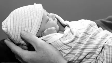 Un bebelus a murit dupa ce bunicii au facut o greseala fatala