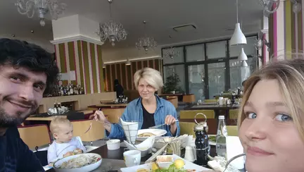 Dana Nălbaru, despre viața cu doi copii: Când soțul meu iese din casă îmi vine să mă agăț de piciorul lui