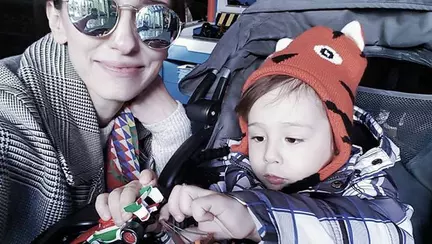 Dana Rogoz, criticată pentru că nu ar avea grijă de băiețelul ei | FOTO