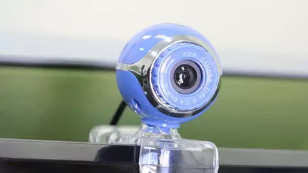 Confesiunile unui model de videochat. Ce a pățit de la un software piratat