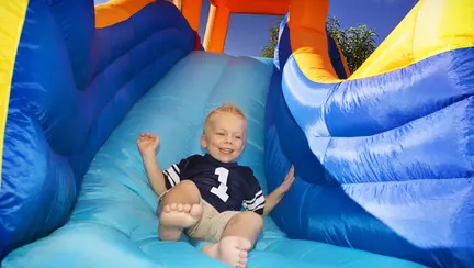 Avertizarea unui medic pentru toti parintii: Aveti grija la aceste locuri de joaca