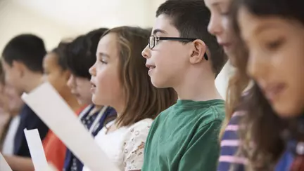 Impactul emoțional al serbărilor asupra copiiilor