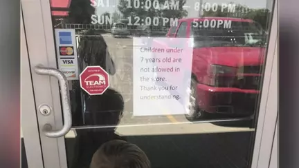 Un magazin de haine a interzis accesul copiilor