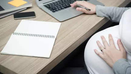 Gravidele pot fi date afara, asta a decis Curtea de Justitie a Uniunii Europene