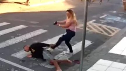 Mama eroina: A impuscat mortal un atacator inarmat, in fata fiicei sale