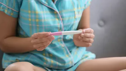 "Sunt insarcinata?" - Tot ce trebuie sa stii despre cele 2 saptamani de asteptare