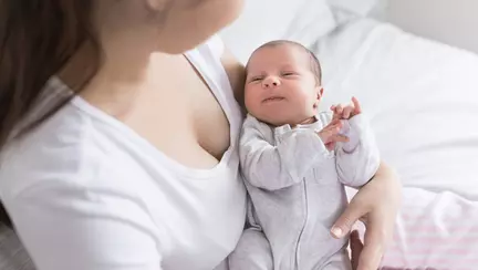 Motivul pentru care 90% din mame au probleme cu alăptatul