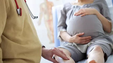 O femeie din Satu Mare e însărcinată la 61 de ani