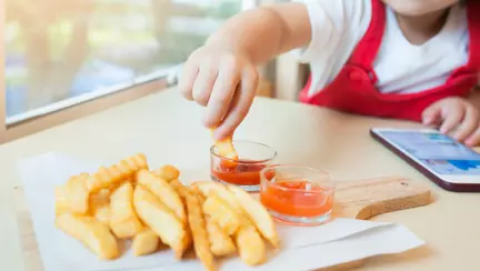 Dr. Mihaela Bilic: "Alimentația copiilor trebuie să fie grasă"