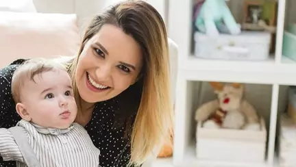 Ela Crăciun: De ce nu este bine ca mamele să doarmă cu bebelușul