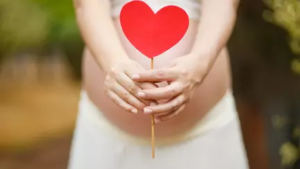 (P) Cand si cum folosesti banda de alergat dupa nastere pentru a-ti recastiga silueta?