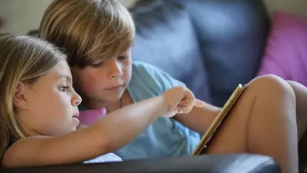 Acasă cu copilul: NASA a lansat un site cu jocuri educative pentru cei mici