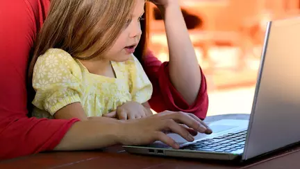 Părinții vor avea zile libere și în timpul vacanțelor școlare