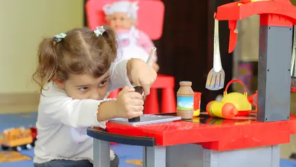 Jocuri în 1 - Ce jocuri captivante poate juca copilul singur