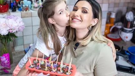 Acadele delicioase din ciocolată cu lapte. Rețeta Elei Crăciun