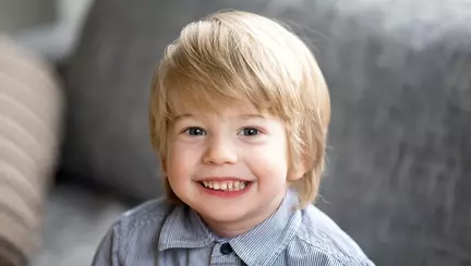 (P) Cum îți dai seama că prichindelul tău are nevoie de un cabinet de stomatologie pentru copii?