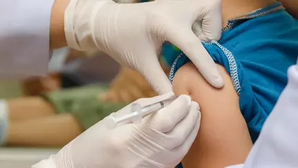 România, pregătită să înceapă vaccinarea anti-COVID-19 a copiilor de peste 12 ani