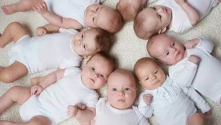 Caz rar în Mali: O femeie de 25 de ani a născut nonupleți