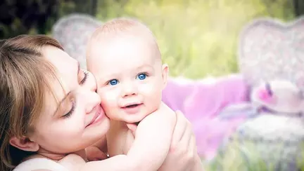 (P) Ai devenit mămică de puțin timp? Iată cum te poți relaxa în această perioadă!