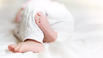 O femeie a devenit bunică la 34 de ani: "Am fost uimită, nu mă așteptam!"