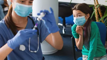 Câți elevi s-au vaccinat anti-COVID-19 de la începutul anului școlar