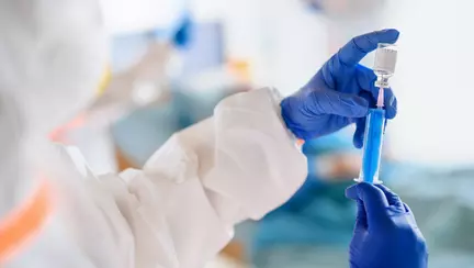 Pfizer și Moderna anunță că serul lor anti-COVID-19 este sigur pentru copiii de 5-11 ani